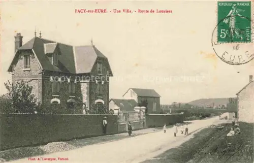 AK / Ansichtskarte Pacy-sur-Eure Evreux 27 Eure Route-de-Louviers Villa Strasse Kinder Wohnhaus Zaun