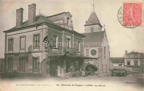 AK / Ansichtskarte La Neuve-Lyre EVREUX 27 Eure La-Mairie Rathaus Kirche Marktplatz Pferdewagen Rugles Normandie