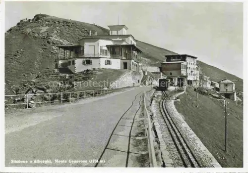 AK / Ansichtskarte Monte-Generoso 1704m Lugano TI Monte-Generoso Bergstation Bergbahn Zahnradbahn Hotel Albergo Gebirge Schienen