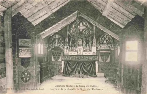 AK / Ansichtskarte Mourmelon-le-Grand Chalons-en-Champagne 51 Marne Cimetière-Militaire Chapelle-N-D-de-l Espérance Altar Holzkirche Militaerfriedhof Innenraum Kruzifix