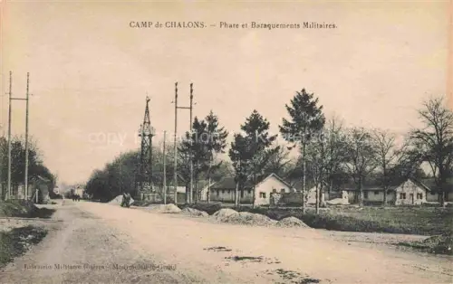 AK / Ansichtskarte Mourmelon-le-Grand Chalons-en-Champagne 51 Marne Camp-de-Chalons Phare Baraquements-Militaires Allee Baeume Militaerlager