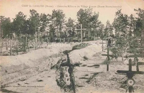 AK / Ansichtskarte Mourmelon-le-Grand Chalons-en-Champagne 51 Marne Camp-de-Chalons Cimetière-Militaire Village-Gascon Route-Marouchewsky Kriegsgraeber Kreuze Baeume