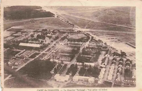 AK / Ansichtskarte Camp de Mourmelon 51 Marne Quartier-National Fliegeraufnahme Kaserne Barracken Militaerlager Strassen