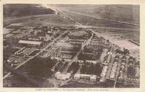 AK / Ansichtskarte Mourmelon-le-Grand Chalons-en-Champagne 51 Marne Camp-de-Châlons Quartier-National Luftaufnahme Barackenlager Militaergelaende Strassen