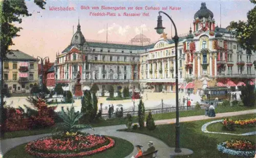 AK / Ansichtskarte WIESBADEN Kaiser-Friedrich-Platz Nassauer-Hof Curhaus Blumengarten Hotel Denkmal Strassenbahn Passanten