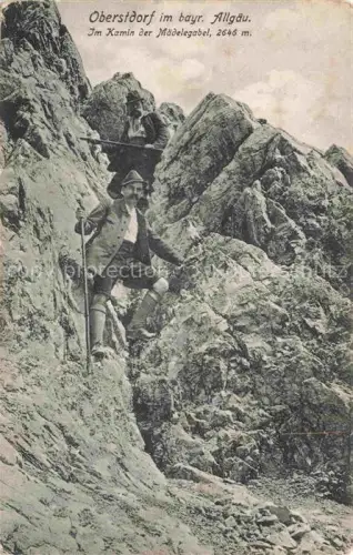 AK / Ansichtskarte OBERSTDORF Bayern Maedelegabel Kamin Bergsteiger Fels Klettern Allgaeu Alpen Berg Tracht