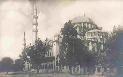 AK / Ansichtskarte ISTANBUL Constantinopel TK Mosquée-Sultanahmé Moschee Minarett Kuppel Baeume