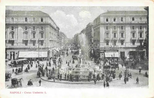 AK / Ansichtskarte NAPOLI Neapel Naples IT Corso-Umberto-I Brunnen Tram Pferdekutsche Strassenszene Geschaefte Passanten