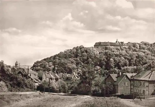 AK / Ansichtskarte Waltershausen Gotha Thueringen Schloss-Tenneberg Tabarzer-Weg Ortschaft Huegel Wohnhaeuser Kirche