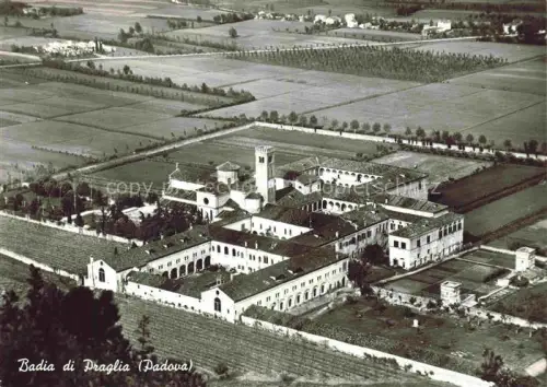 AK / Ansichtskarte Praglia Teolo Veneto IT Abtei Kloster Kreuzgang Campanile Felder Luftbild