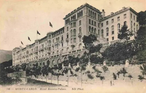 AK / Ansichtskarte MONTE-CARLO MONACO Hôtel-Riviera-Palace Hotel Flaggen Gartenanlage Belle-Epoque Fassade