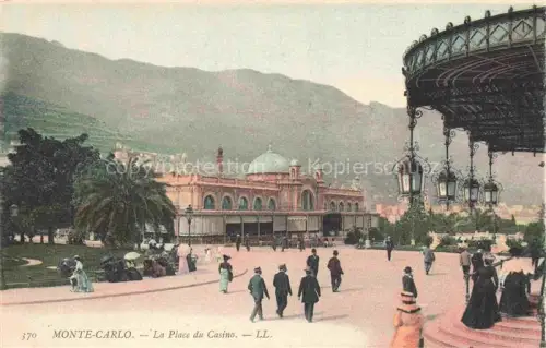 AK / Ansichtskarte MONTE-CARLO MONACO Place-du-Casino Casino Spaziergaenger Palmen Musikpavillon Berge Platz