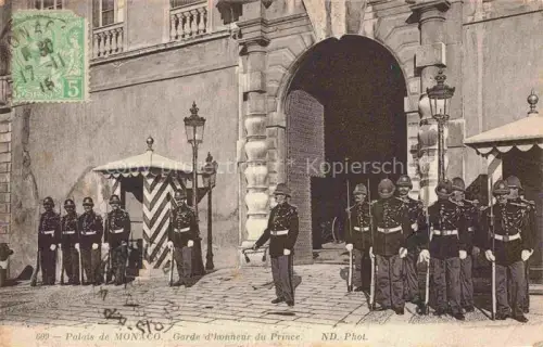 AK / Ansichtskarte MONACO Palais-de-Monaco Garde-d honneur Soldaten Wachposten Palasteingang Rue-Montorgueil