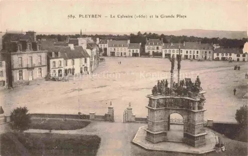 AK / Ansichtskarte Pleyben Chateaulin 29 Finistere Calvaire Grande-Place Kalvarienberg Marktplatz Haeuser Kirche Panorama