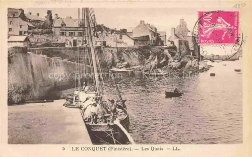 AK / Ansichtskarte Le Conquet BREST 29 Finistere Les-Quais Kai Segelboot Hafen Mauer Haeuser Ruderboot Meer