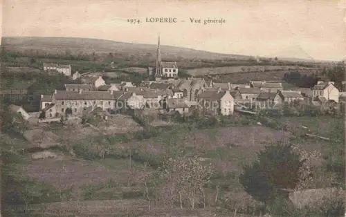 AK / Ansichtskarte Loperec Chateaulin 29 Finistere Dorf Kirche Kirchturm Haeuser Huegel Felder Ortschaft