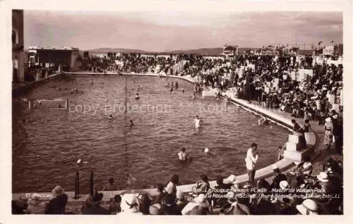 AK / Ansichtskarte LE TOUQUET-PARIS-PLAGE Le Montreuil 62 Pas-de-Calais Nouvelle-Piscine Water-Polo Schwimmbad Zuschauer Schwimmer Freibad Strand Menschenmenge