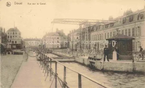 AK / Ansichtskarte DOUAI 59 Nord Canal Kanal Zugbruecke Wachposten Schleuse Gebaeude Fluss