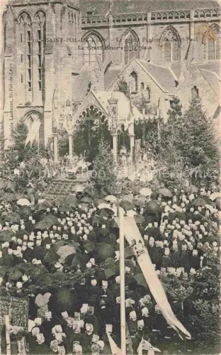 AK / Ansichtskarte Saint-Pol-de-Leon MORLAIX 29 Finistere Pardon-de-Saint-Paul Grand-Messe Kirchenfest Prozession Bretonische-Trachten Schirme Kathedrale