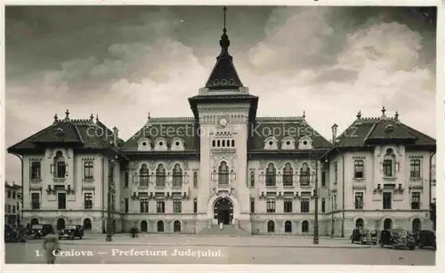 AK / Ansichtskarte Craiova Dolj RO Prefectura-Jude?ului Praefektur Rathaus Automobil Turm Platz Historismus