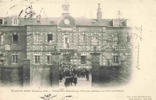 AK / Ansichtskarte Cempuis BEAUVAIS 60 Oise Orphelinat-Prévost Pavillon-central Cour-d honneur Eingangstor Kinder Gebaeude