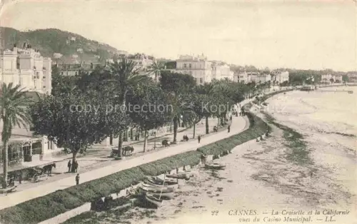 AK / Ansichtskarte CANNES 06 Alpes-Maritimes La-Croisette Californie Casino-Municipal Promenade Palmen Strand Boote Pferdekutsche