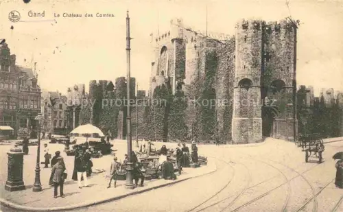 AK / Ansichtskarte GENT Gand Belgie Château-des-Comtes Gravensteen Marktszene Strassenbahn Passanten Burg