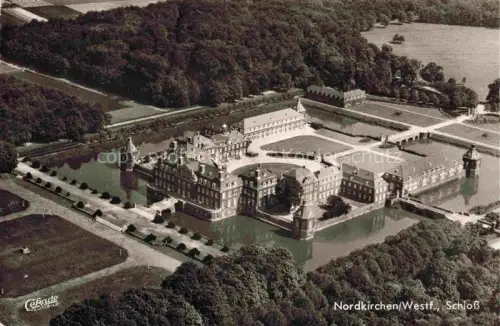 AK / Ansichtskarte Nordkirchen Coesfeld NRW Schloss Wasserschloss Schloss-Nordkirchen Landesfinanzschule Parkanlage Graben Luftbild