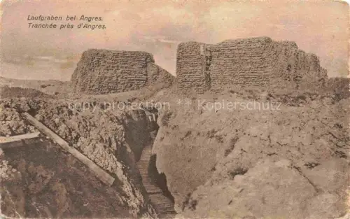 AK / Ansichtskarte Angres LENS 62 Pas-de-Calais Laufgraben Schuetzengraben Tranchée Erster-Weltkrieg Kriegsruinen