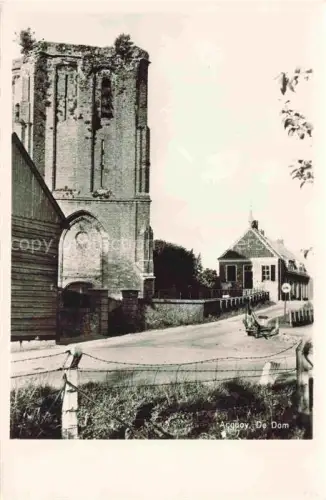 AK / Ansichtskarte Acquoy West-Betuwe Zuid-Holland NL De-Dom Kirchturm Ruine Strasse Auto Dorfansicht