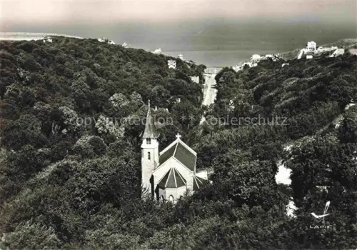 AK / Ansichtskarte Le Bois-de-Cise Ault 80 Somme Chapelle-Ste-Edith Kirche Meerblick Wald Kuestenort Kueste Luftaufnahme