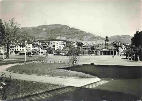 AK / Ansichtskarte VEVEY VD Place-du-Marché Mont-Pèlerin Marktplatz Uhrturm Huegel Weinberge Stadtansicht