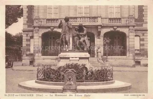 AK / Ansichtskarte St-Just-en-Chaussee Clermont 60 Oise Monument-des-Frères-Hauey Denkmal Skulptur Gitter Gebaeude Park