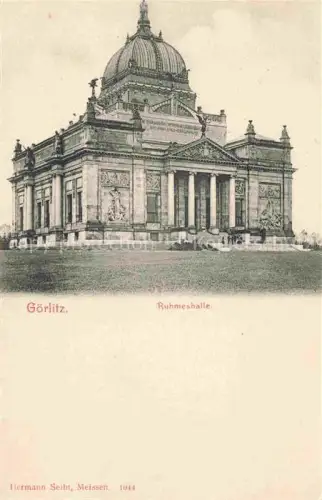 AK / Ansichtskarte GoeRLITZ  Sachsen Ruhmeshalle Kuppel Saeulen Repraesentationsbau Wiese