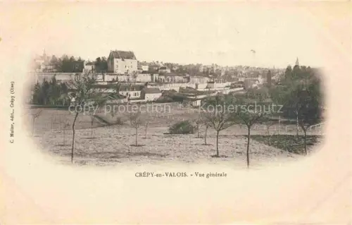 AK / Ansichtskarte Crepy-en-Valois SENLIS 60 Oise Stadtpanorama Haeuser Kirche Baeume Huegel Felder