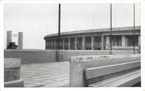 AK / Ansichtskarte CHARLOTTENBURG-WILMERSDORF BERLIN Reichssportfeld Olympiastadion Deutsche-Kampfbahn Osttor Schwimmstadion Olympia-Ringe Tribuene