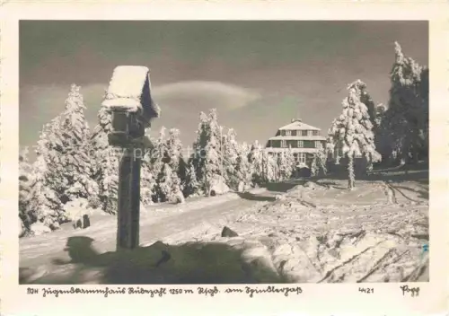 AK / Ansichtskarte Jugendkammhaus Ruebezahl 1250m DJH Riesengebirge PL Jugendherberge Ruebezahl DJH Zindlerpass Riesengebirge Winterlandschaft Schnee