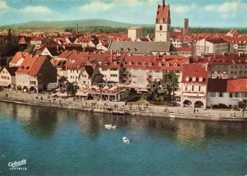 AK / Ansichtskarte FRIEDRICHSHAFEN Bodensee BW Seepromenade Bodensee Altstadt Kirchturm Bootsanlegesteg Uferpromenade Gastronomie