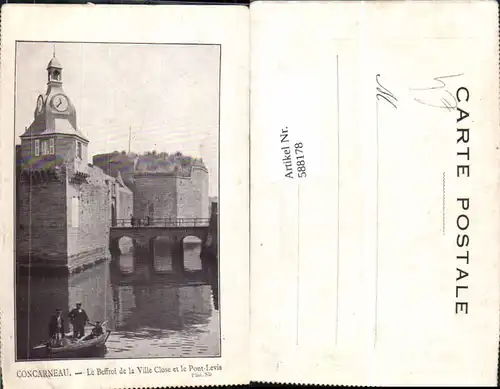 588178,Concarneau Le Beffroi de la Ville Close et le Pont-Levis Brücke Boot France
