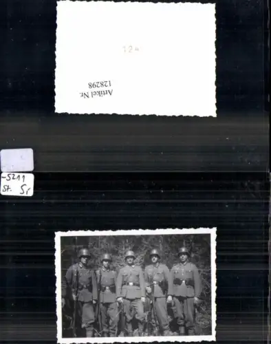 128298,Foto Wehrmacht Soldaten Stahlhelm Pistolen Uniform Kampfmontur