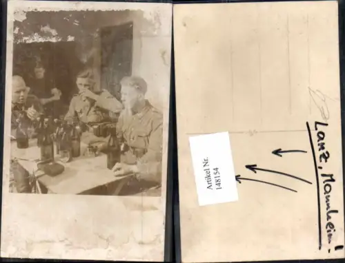 148154,Foto-AK Wehrmacht Soldat Uniform Bier Jause Tisch essen