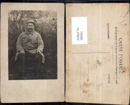 389361,WW1 Soldat Uniform Rauchen Pfeife