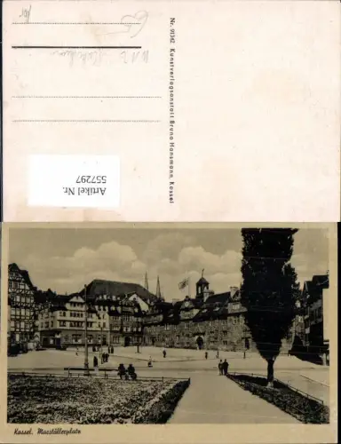 557297,Kassel Marställerplatz beflaggt