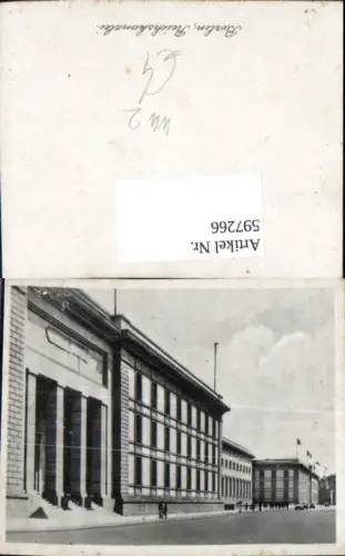 597266,Foto Berlin Reichskanzlei beflaggt