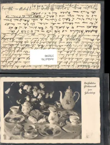 370590,Geburtstag Gedeckter Tisch Geschirr Kuchen Blumenstrauß Nelken