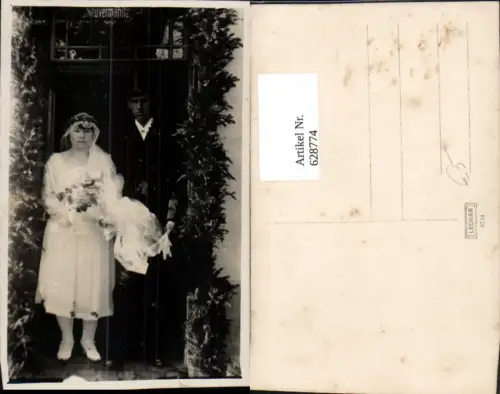 628774,Foto Ak Hochzeit Paar in Tür m. Schwibbogen