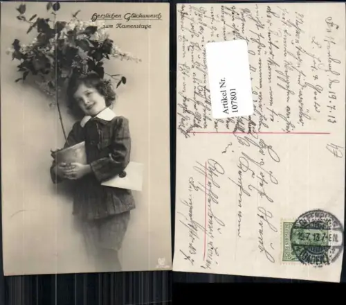 107801,Namenstag Süsses Mädchen b. Blumen Strauch