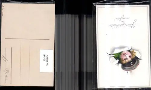 184501,Neujahr Jung m. Mütze Kappe schaut a. Papier Loch