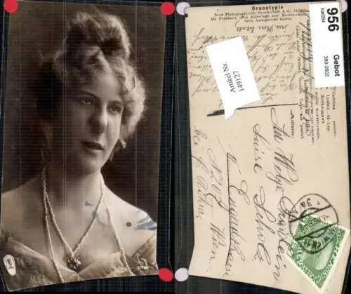 149127,NPG 379-6 Schöne Frau