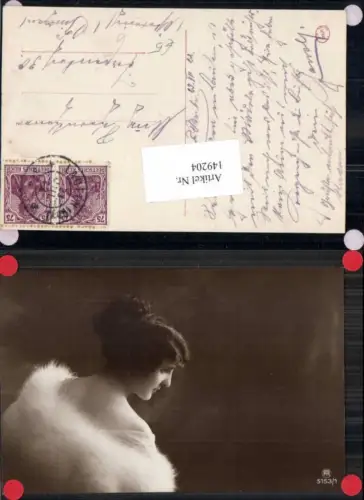 149204,RPH Schöne Frau Pelzmode Mode